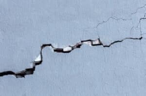 signs of foundation issues